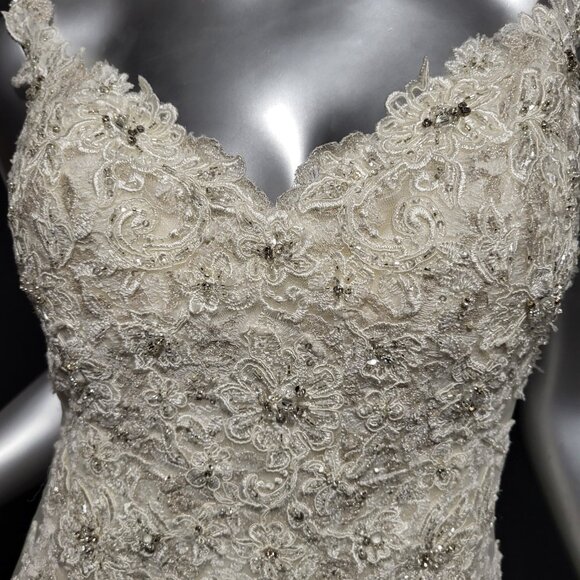 NWT~$1550~SOPHIA TOLLI~8/10~IVORY LACE EMBROIDERED EMBELLISHED WEDDING DRESS - Picture 11 of 16